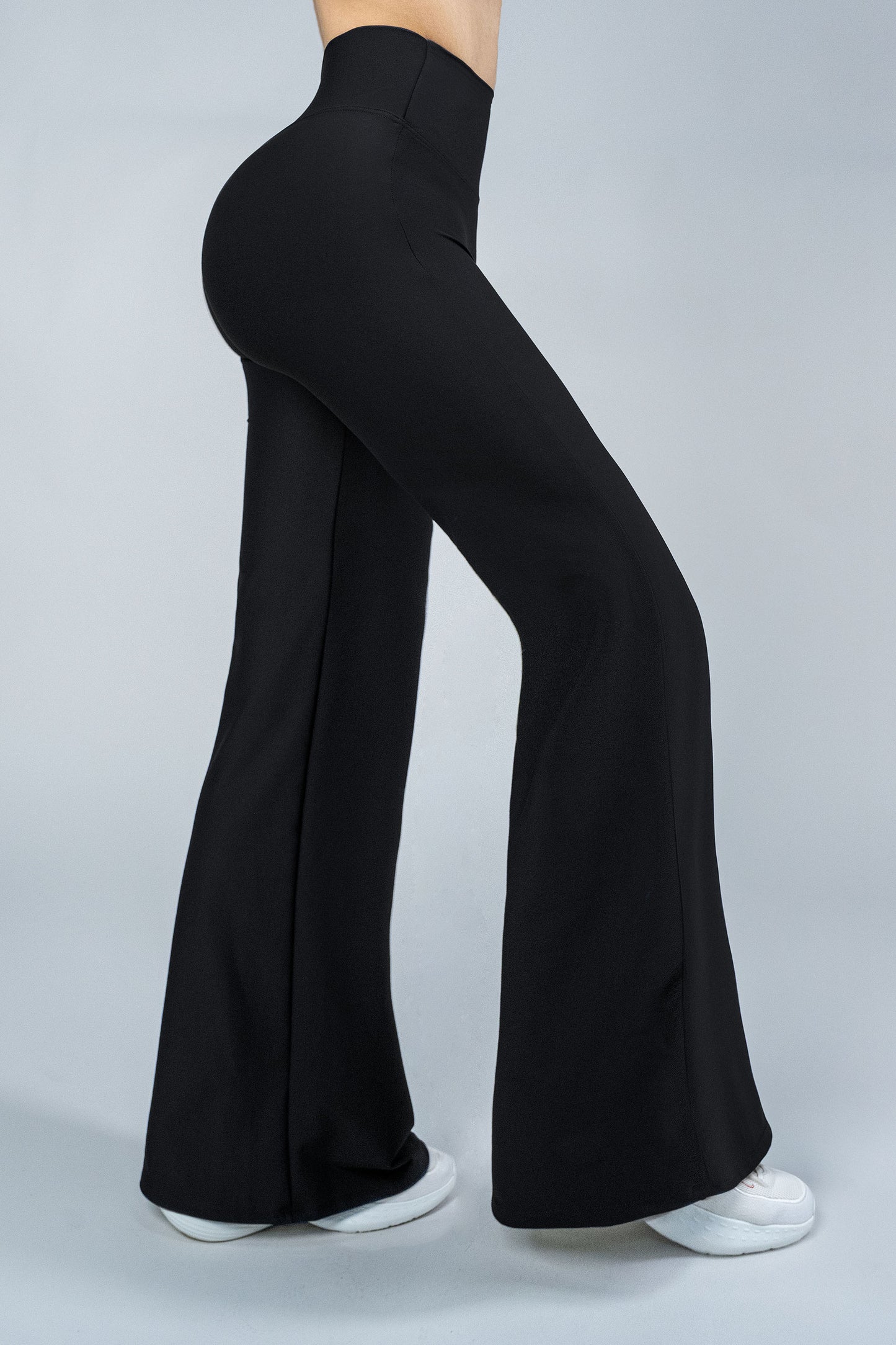 Yoga Leggins ShapePRO Sherlyn Bota Ancha Negro